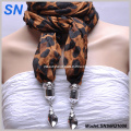 Платье с принтом Leopard Printed Embellished Scarf